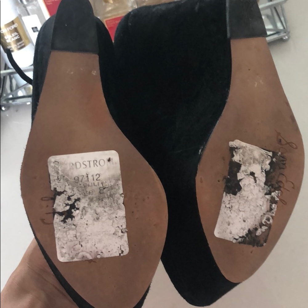 Platforms - Picture 3 of 3